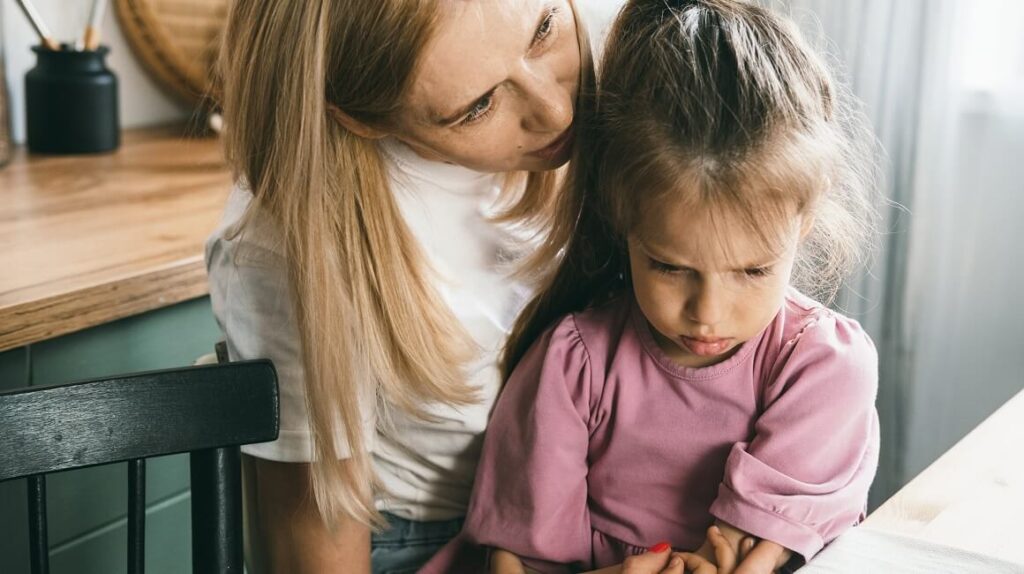 Tri rečenice koje trebamo izbjegavati u komunikaciji s djecom