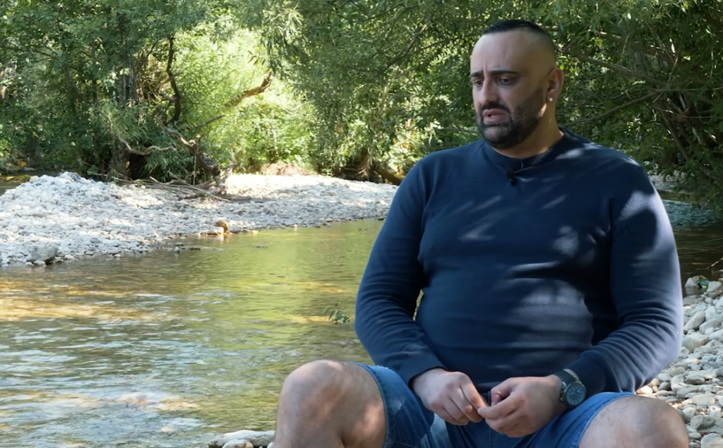 Veselin Andrić iz Miljevine tvrdi da osam godina nije vidio djecu: „Ne znam gdje su ni kako žive“ Iskorišten kao donator sperme? Veselin Andrić tvrdi da osam godina nije vidio svoju djecu: "Ne znam ni gdje su ni kako žive"