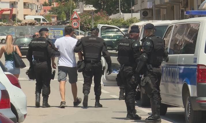 Izraelski turisti tvrde da su napadnuti u Budvi: Jednom navodno slomljena vilica Izraelski turisti tvrde da su napadnuti u Budvi: Jednom navodno slomljena vilica